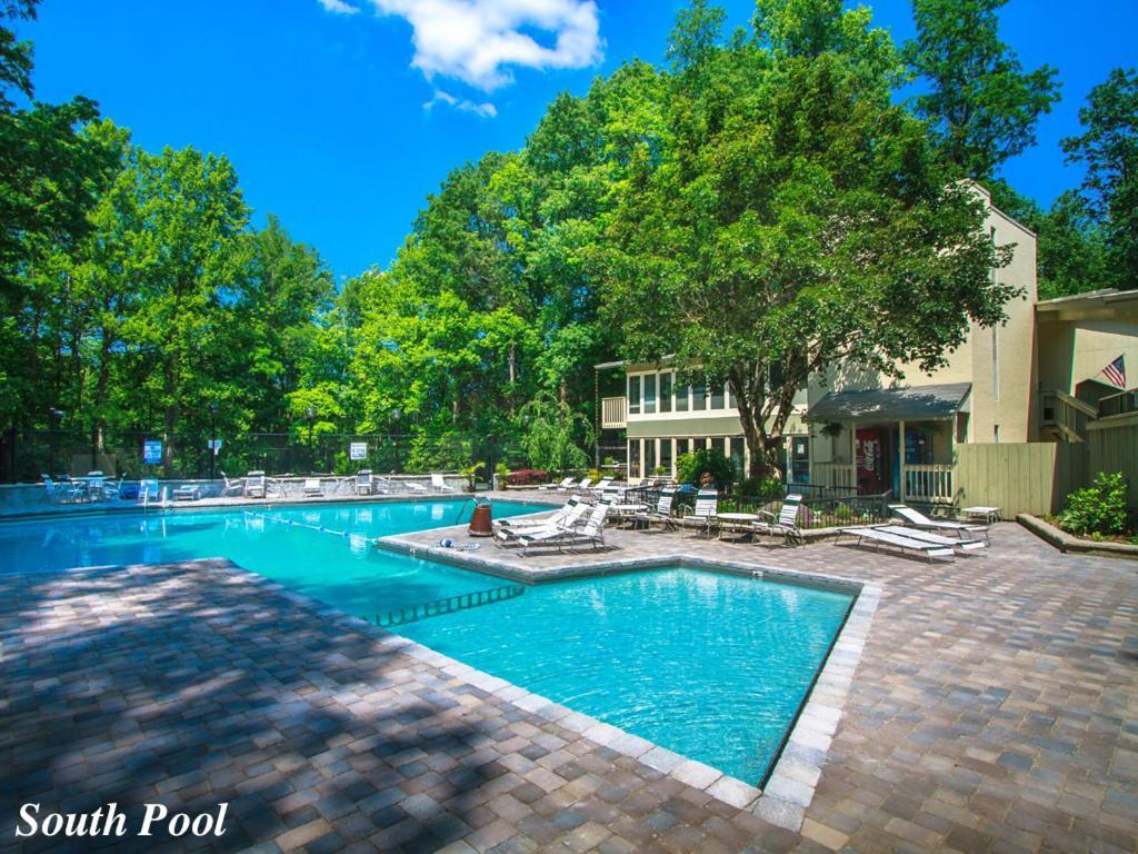 Great Expectations, 3 Bedrooms, Fireplace, Pool Table, Hot Tub, Sleeps 10 Гатлінбург Екстер'єр фото